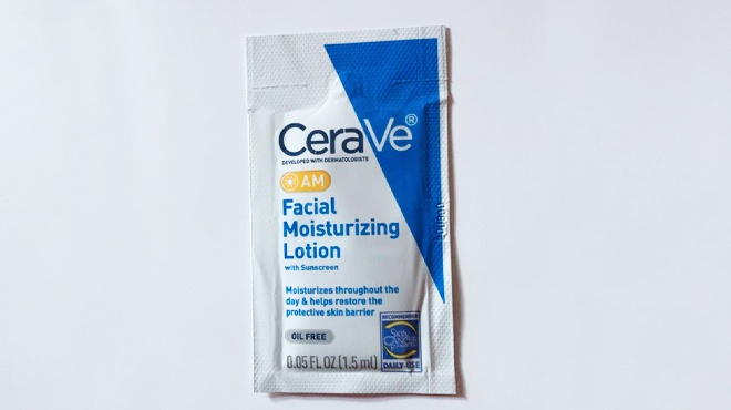 CeraVe AM Moisturizing Lotion with Sunscreen Sample CeraVe AM Moisturizing Lotion with Sunscreen Sample