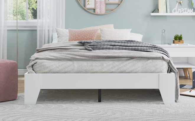 Hillsdale Furniture Casey Full Wood Platform Bed Hillsdale Furniture Casey Full Wood Platform Bed