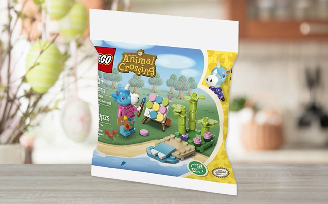 LEGO Julians Beach Painting Bag on a Tabletop
